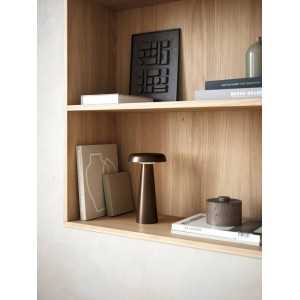 https://design-led.fr/pt/ Arcello Candeeiro de mesa Latão polido 2.8W 2700k IP54 recarregável 109,90 € 93,41 € 2220155061
