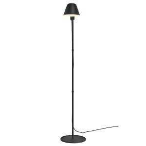 https://design-led.fr/nl/ Stay Zwarte vloerlamp E27 299,00 € 254,15 € 2020464003