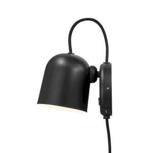 https://design-led.fr/nl/ Angle Zwarte GU10 wandlamp 89,90 € 76,42 € 2120601003