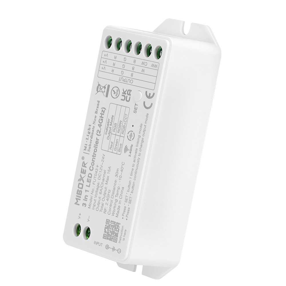 https://design-led.fr/fr/ Contrôleur de bande à LED 3 en 1 / 2.4 GHz FUT043+ 14,80 € 12,58 € FUT043+
