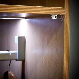 https://design-led.fr/gb/ Non-contact detection system for cupboard or wardrobe doors. 17,70 € 15,05 € C141837