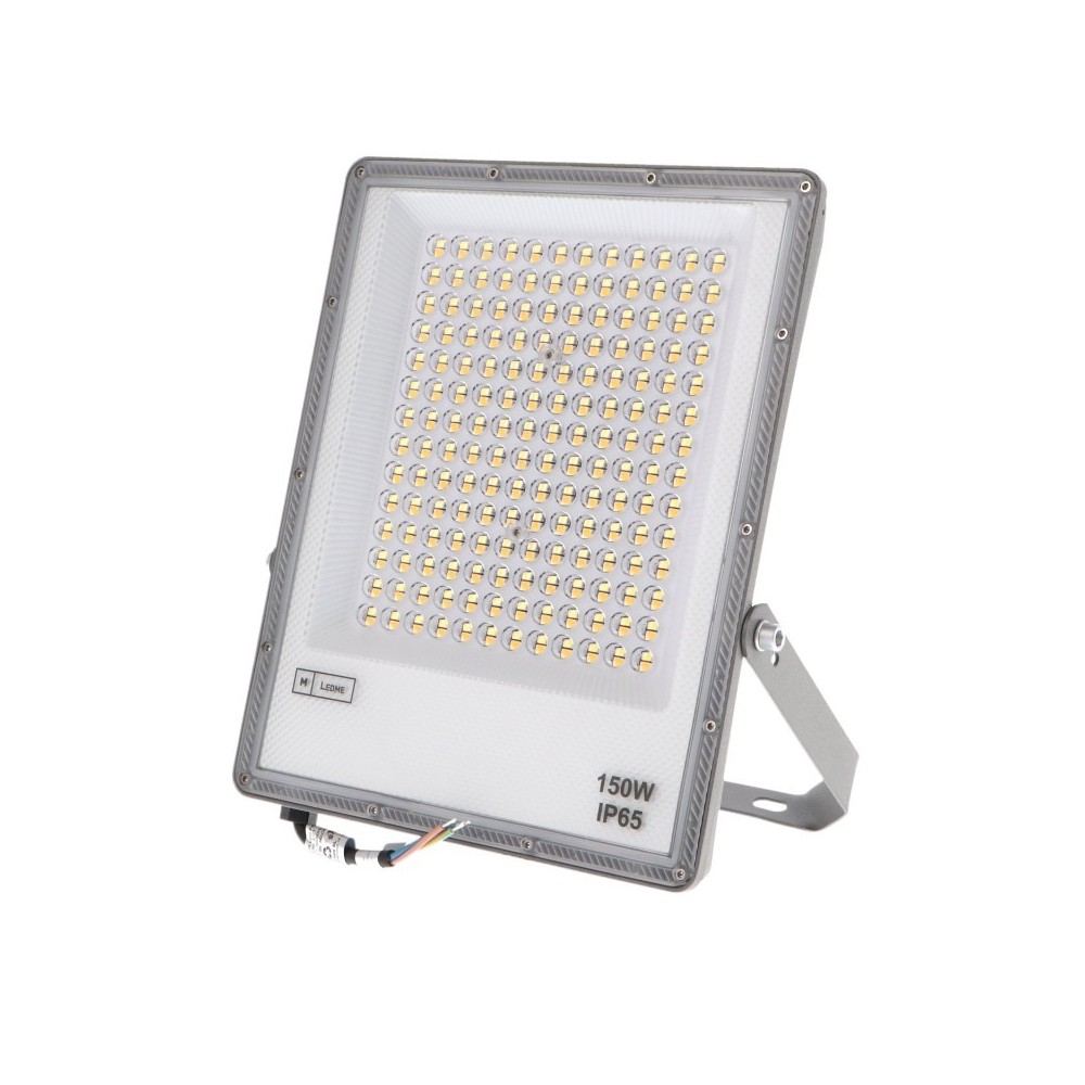 https://discount-led.fr/fr/ Projecteur Led Palermo 150W Cct  43,50 €  34,80 €    LM6875