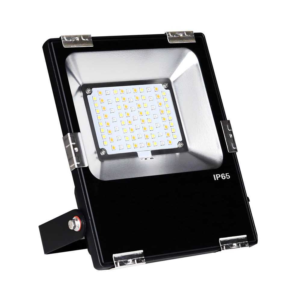 https://design-led.fr/it/ Faretto da esterno controllabile 30W RGB&ampCCT FUTT03 - 100688 119,40 € 101,49 €