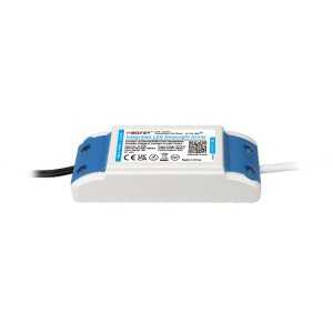 https://design-led.fr/fr/ Plafonnier LED rond 12W RGB&CCT pilotable FUT066 39,60 € 33,66 € FUT066