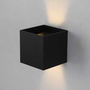 https://design-led.fr/it/ 6W LED a parete Nero 3000K IP54 35,70 € 30,35 € LM6182