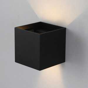 https://design-led.fr/it/ 6W LED a parete Nero 3000K IP54 35,70 € 30,35 € LM6182