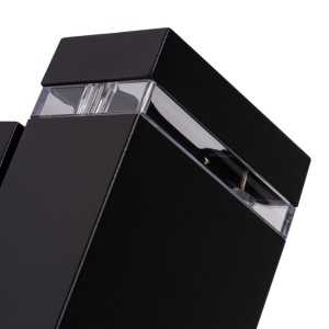 https://design-led.fr/it/ ZEW lampada da parete 2xGU10 nero IP44 39,70 € 33,74 € 22440