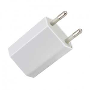 https://design-led.fr/gb/ 5V 1A USB power adapter 4,30 € 3,65 € 121640