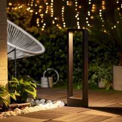https://design-led.fr/fr/ Potelet LED Extérieure Alma 7W 3000k noir 60cm IP54 C151332 99,70 € 69,79 € -30% C151332