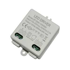 https://design-led.fr/es/ Fuente de alimentación LED 6W 12VDC 500mA 4,90 € 4,16 € A2546