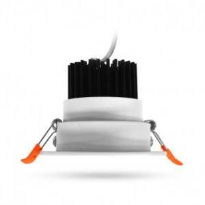 https://discount-led.fr/it/ SPARK II Faretto LED orientabile 7W 3000K IRC90 IP 40/20  18,70 €  14,96 €    100399