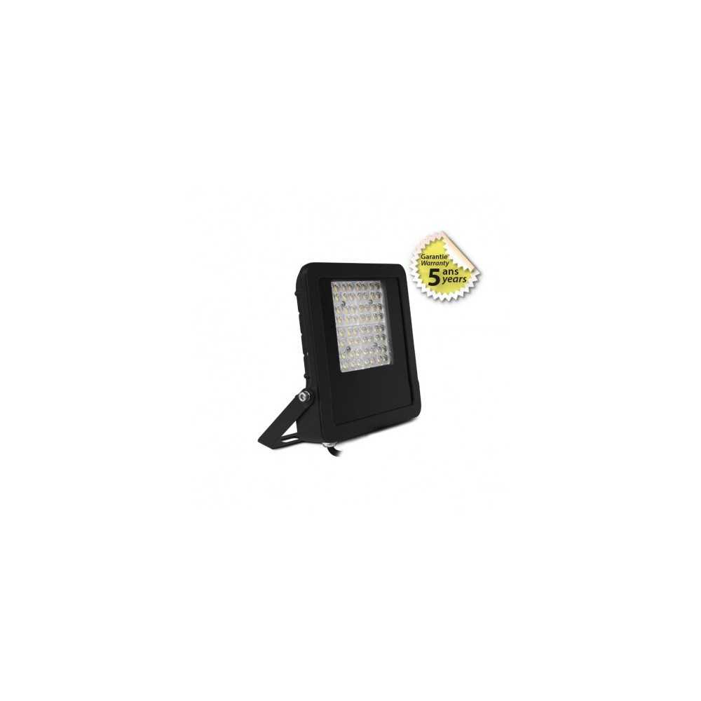 https://design-led.fr/nl/ LED-spot LUMOS ASYM Asymmetrisch Zwart 50W 4000K 5 JAAR IP65 GARANTIE 69,30 € 58,91 € 100453