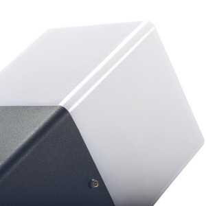 https://design-led.fr/gb/ Outdoor luminaire with replaceable source 1 x E27 VADRA 50cm 34,80 € 29,58 € 29012