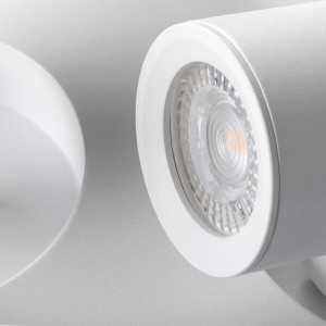 https://discount-led.fr/fr/ Luminaire mural ou plafonnier LAURIN 3xGU10 Blanc  57,00 €  45,60 €    29126