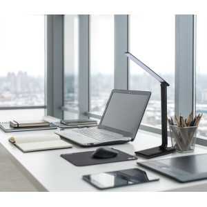 https://design-led.fr/de/ LED-Schreibtischlampe PREDA 7.3W CTT dimmbar USB-Anschluss schwarz 63,00 € 53,55 € 35780