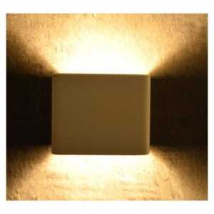 https://design-led.fr/it/ Applique Murale LED GAMAY Blanc 7W 3000K IP54 70372 58,20 € 49,47 €