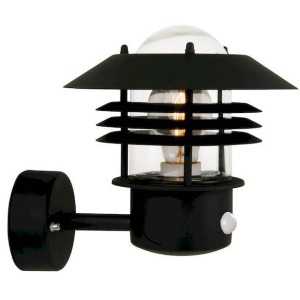 https://discount-led.fr/it/ Vejers Sensore Lampada da parete Nero E27 IP54  94,90 €  75,92 €    25101003