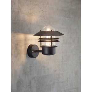 https://design-led.fr/it/ Blokhus Up Lampada da parete Nero E27 IP54 64,90 € 55,16 € 25011003