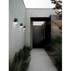 https://design-led.fr/pt/ Candeeiro de parede Heka Preto E27 IP54 54,90 € 46,67 € 2118211003