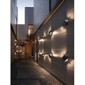 https://design-led.fr/fr/ Turn Applique murale Blanc 13.8W 2700K IP54 2019061001 109,00 € 92,65 €
